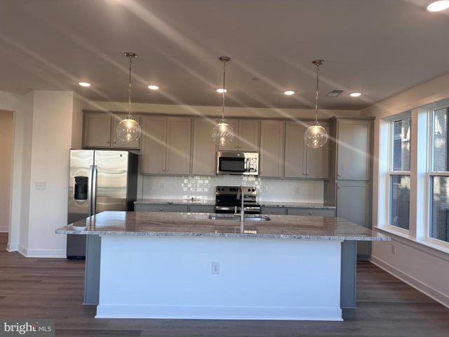 21731 Dovekie Ter #201, Ashburn