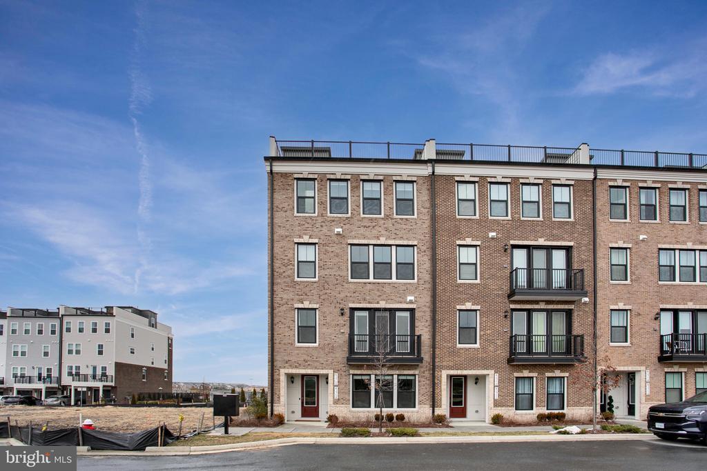 42708 Darala Dr, ASHBURN