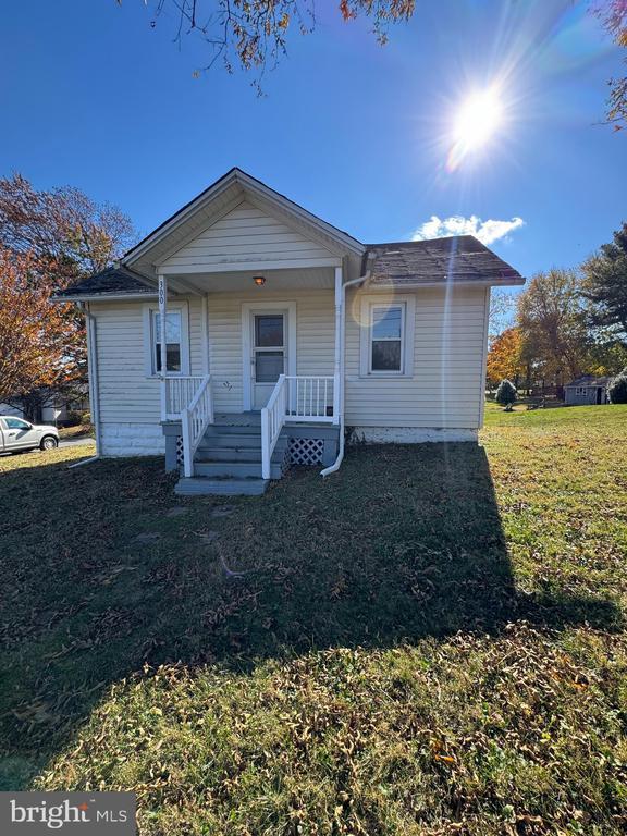 300 W K St, PURCELLVILLE