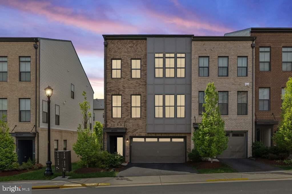 42293 Belgrave Gardens Ter, BRAMBLETON