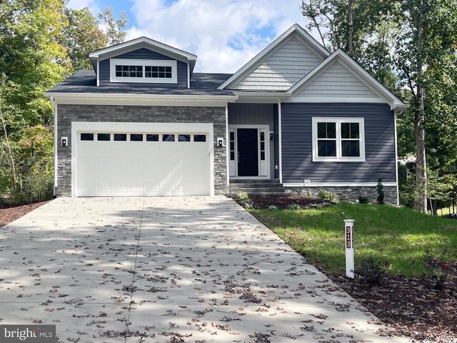 313 Edgehill Dr, Locust Grove