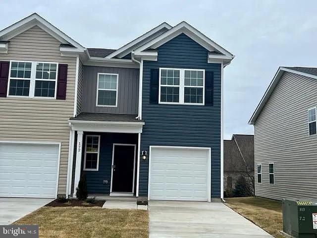 172 College Dr, Luray