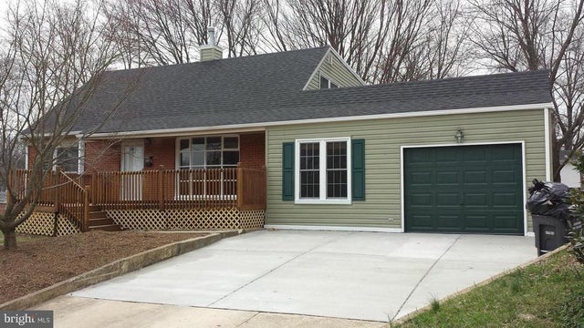 2003 Radford Dr, Woodbridge