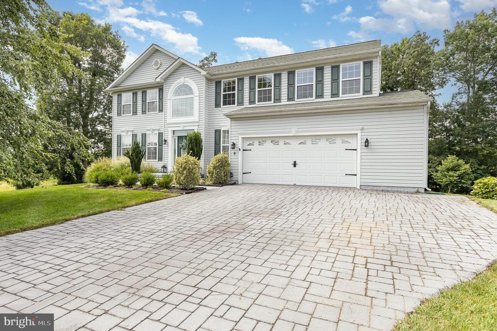 9 Sable Ln, STAFFORD