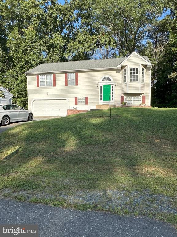 21 Myrtle Rd, Fredericksburg