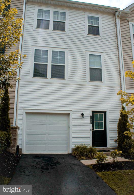 106 Huff Dr, Stafford