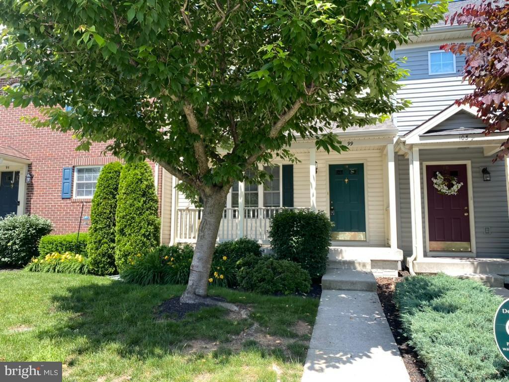 33 Mabel Ln, MARTINSBURG