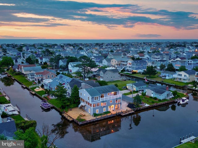 163 Petherton Dr, South Bethany