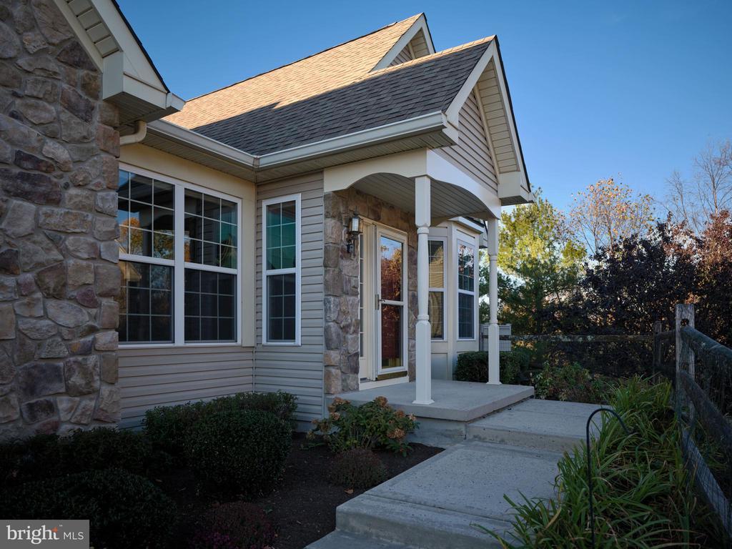 The Villas at Five Ponds Sold Listings