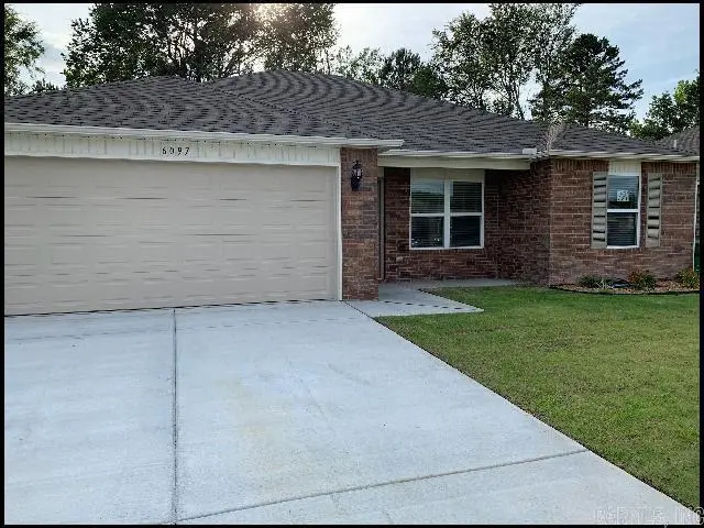 6097 Saddle Hill Drive, Alexander