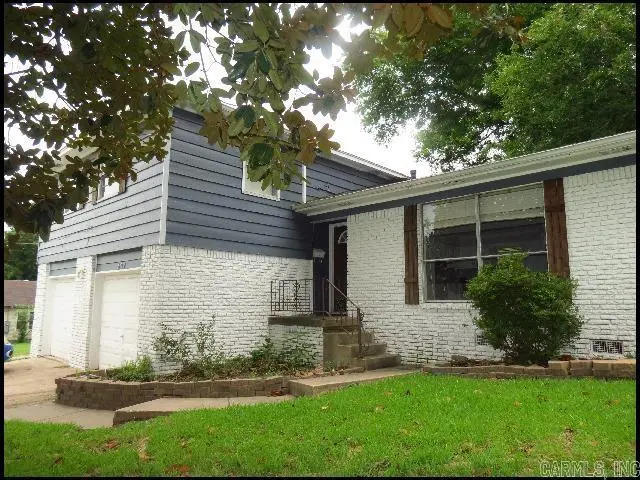 607 S Market Street, Benton