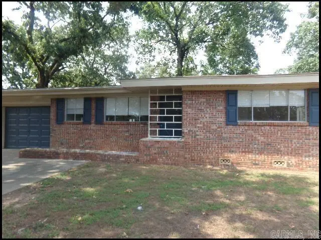 408 Pickwick Lane, North Little Rock