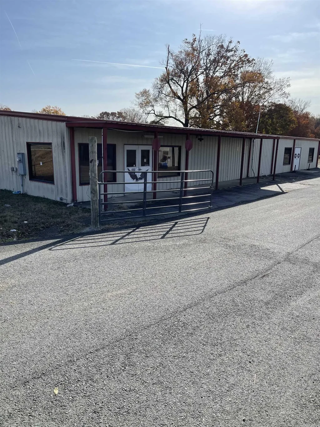 1831 Hwy 64 W., El Paso