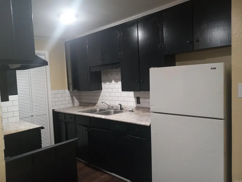 1916 W 14th Avenue, Pine Bluff