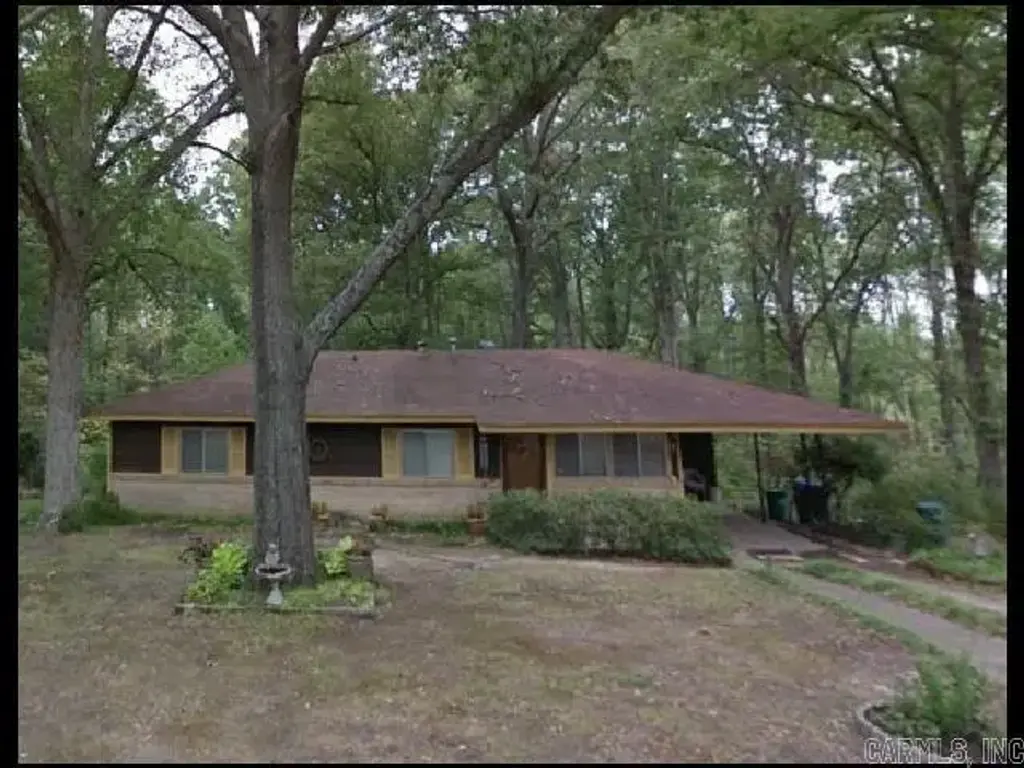 7 N Meadowcliff Circle, Little Rock
