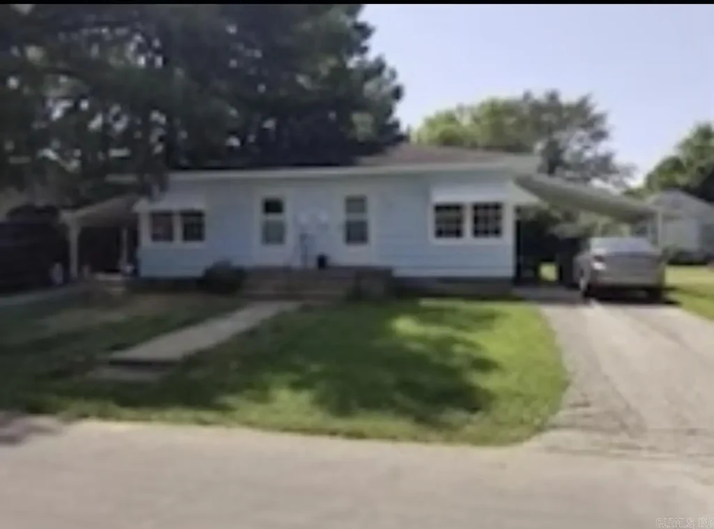 1107 Reynolds St Street, Clarksville