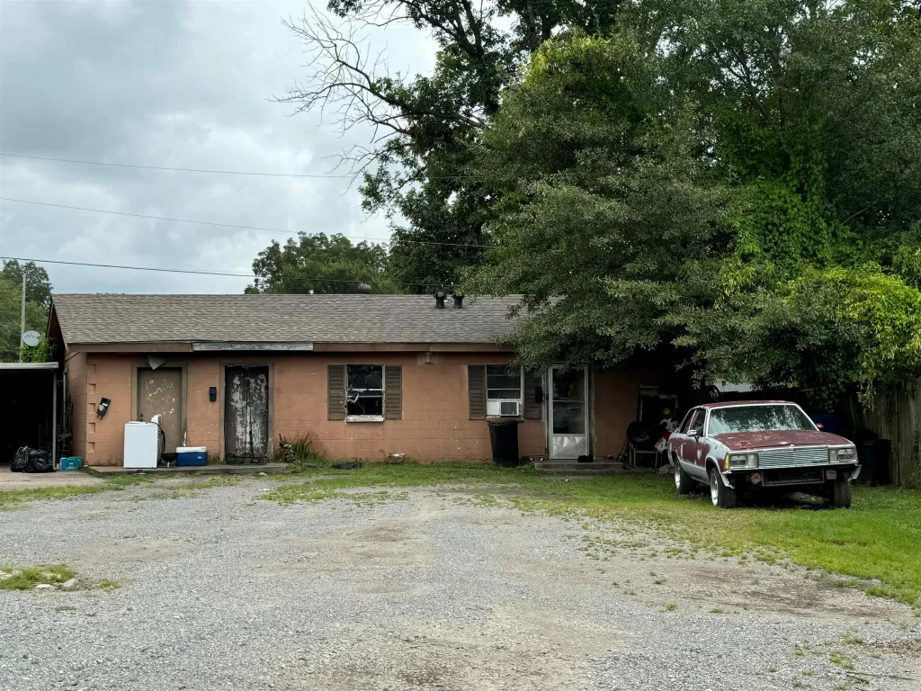 5020 E Broadway 1/2 Street, North Little Rock