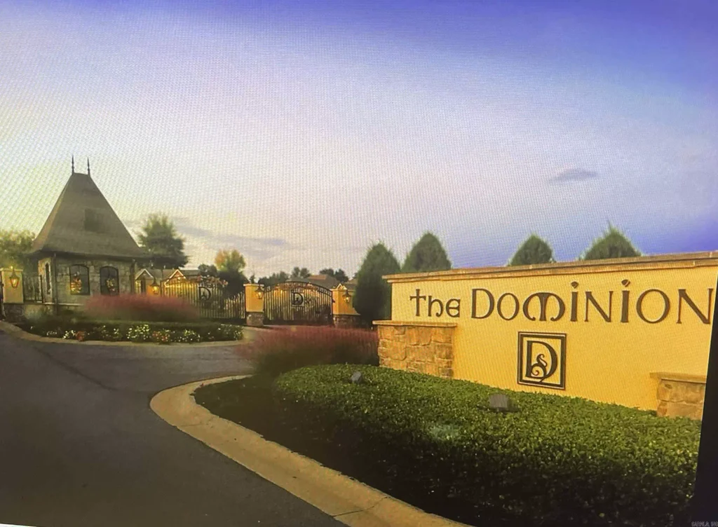 921 Kelburn Court, Searcy