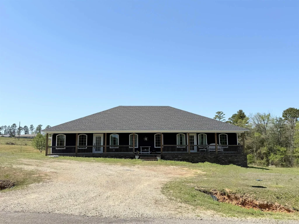 1364 Cr 3561, Clarksville