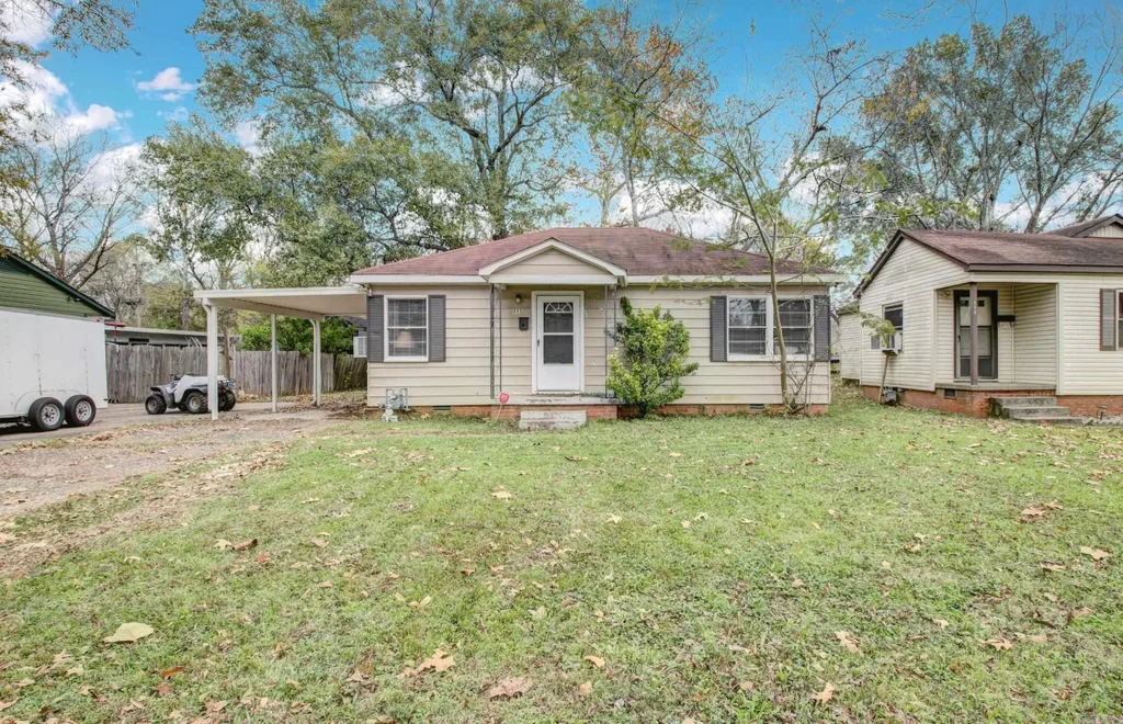 111 Saunders Drive, North Little Rock