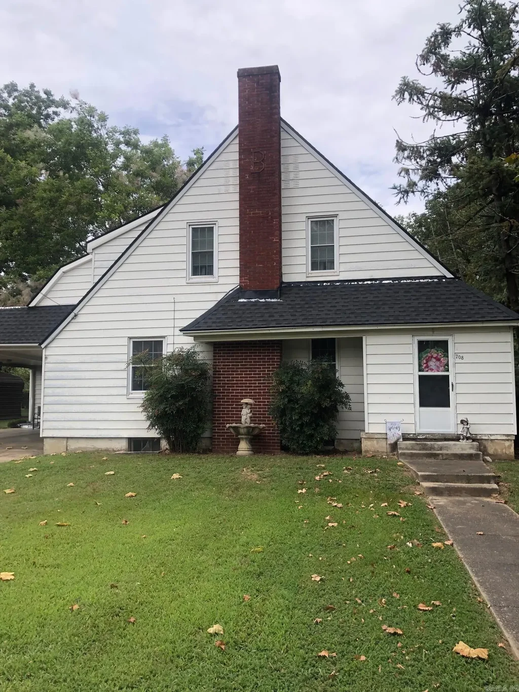 708 W 6th Street, Rector