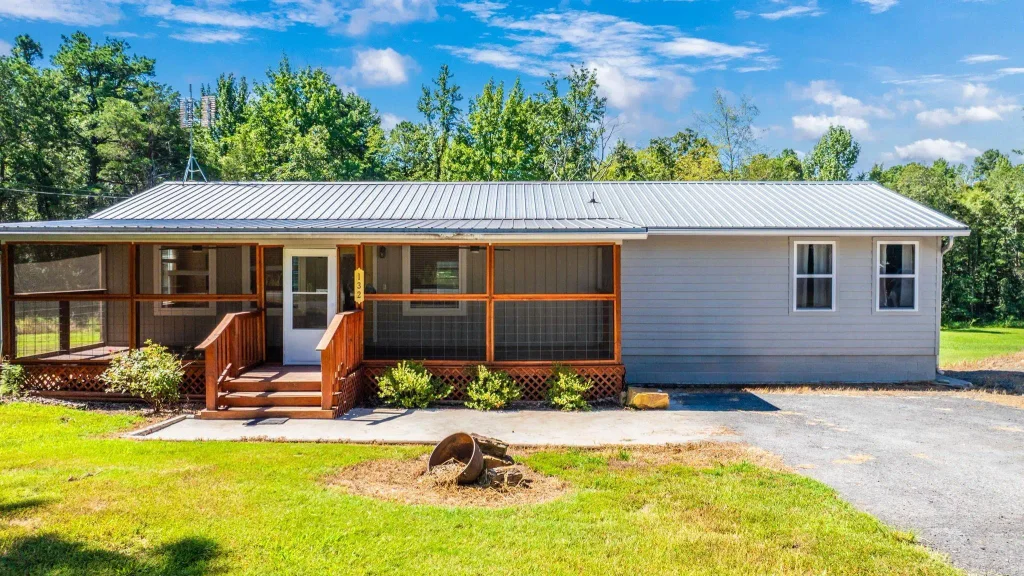 132 Heidi Lane, Shirley