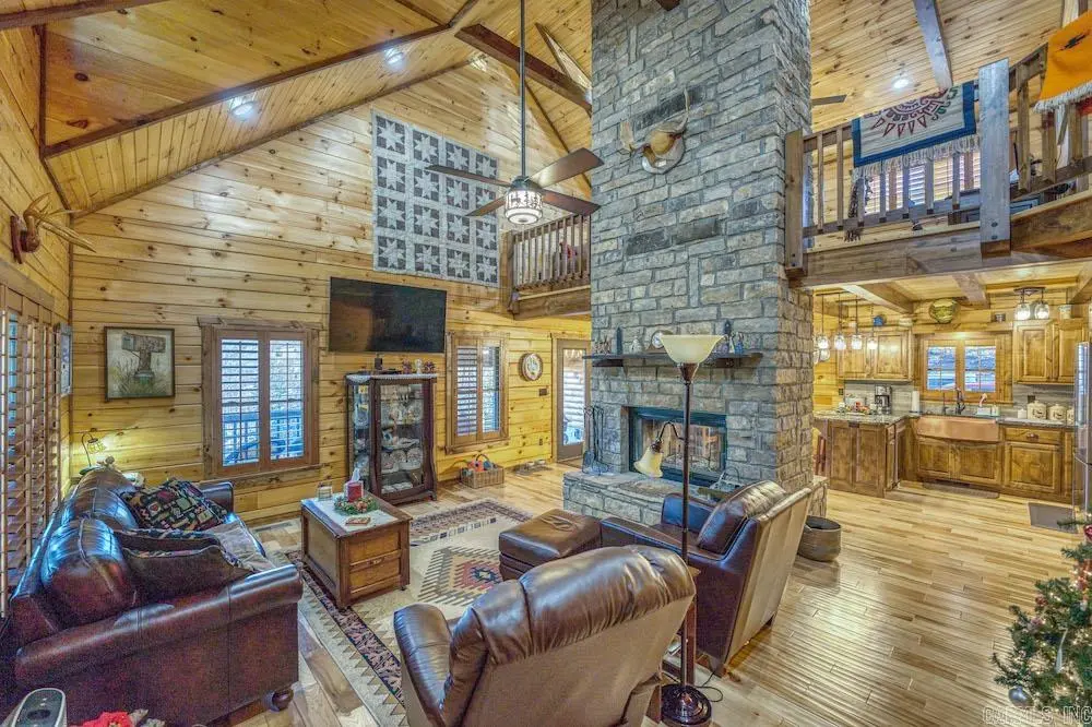 12278 S Hwy 27, Marshall