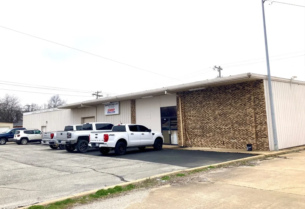 418 N Main Street, Bay