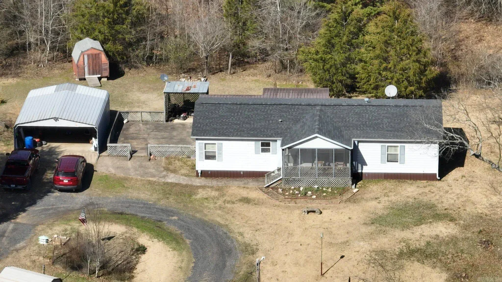 242 Polk Road 46, Mena