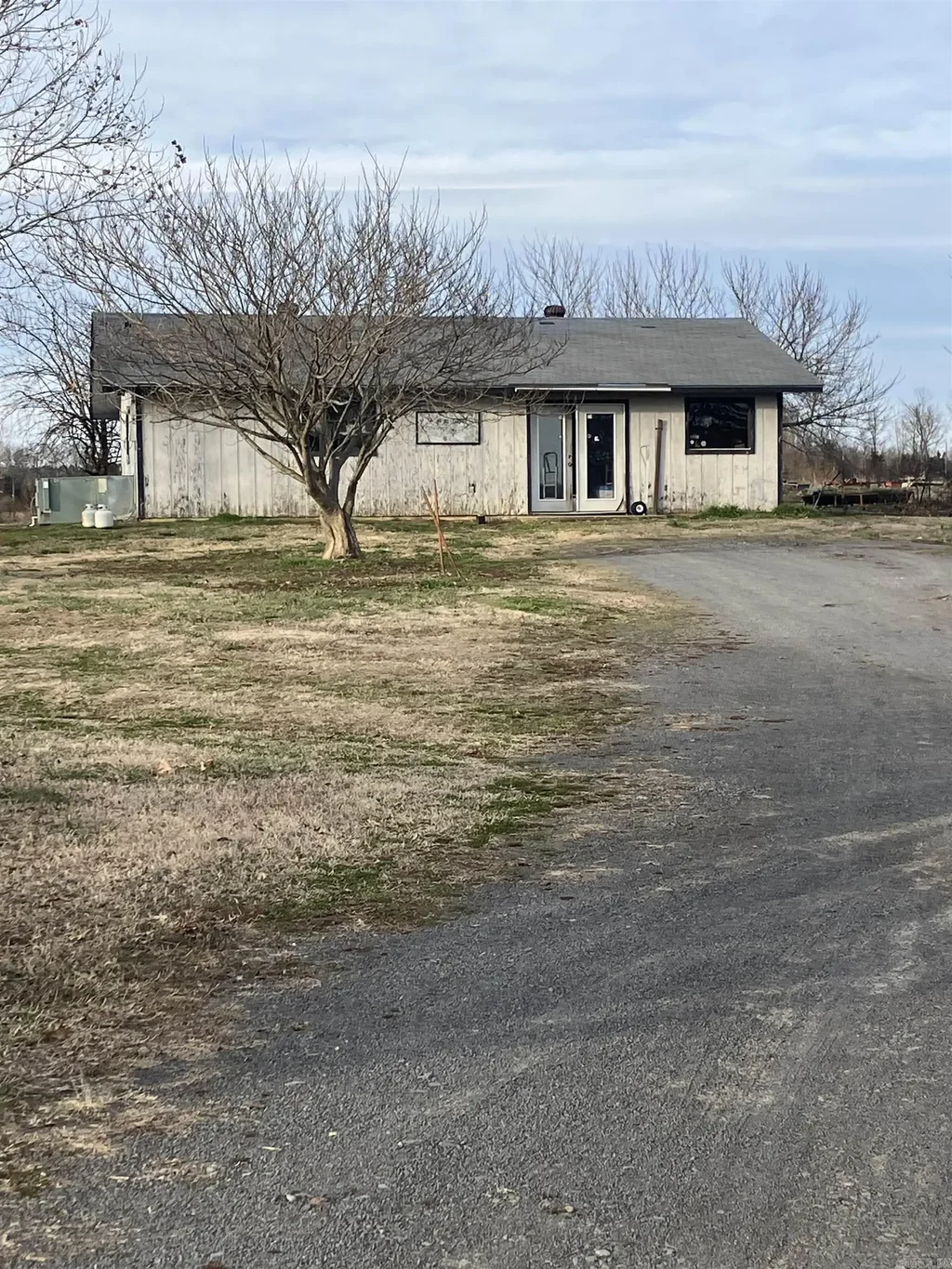 94 E Central Avenue, Greers Ferry