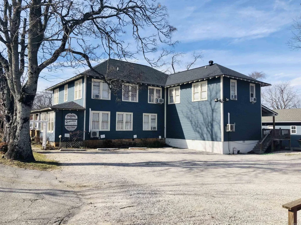 100 E Washington Street, Mountain View