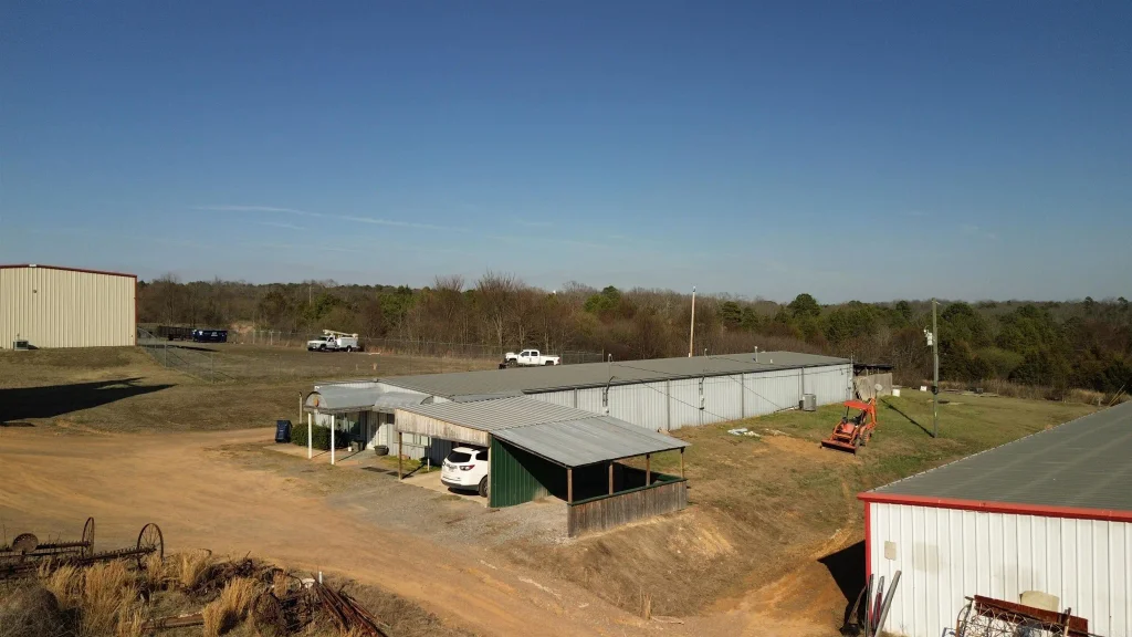 1526 Hwy 65 N, Twin Groves