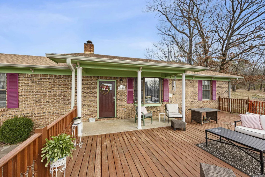 500 N Main Street, Coal Hill