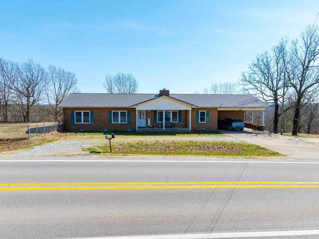 511 Ar Hwy 115, Cave City