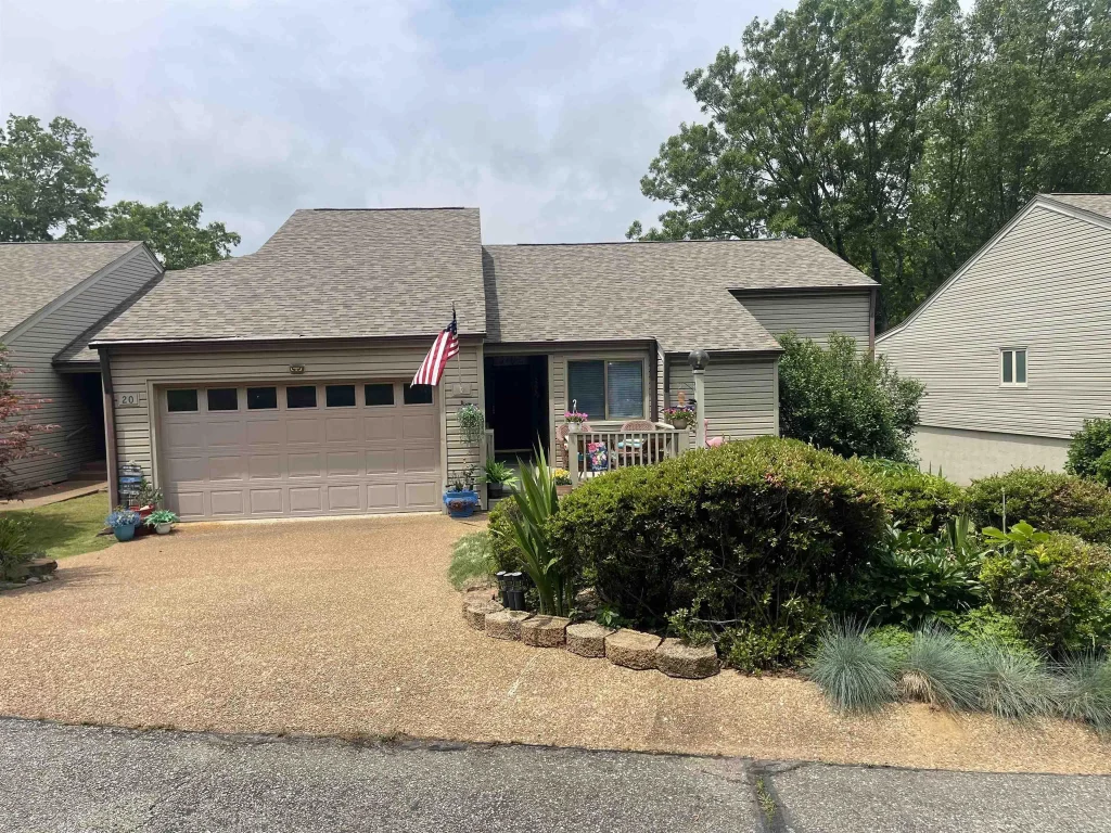 601 Woodlawn Drive, Fairfield Bay