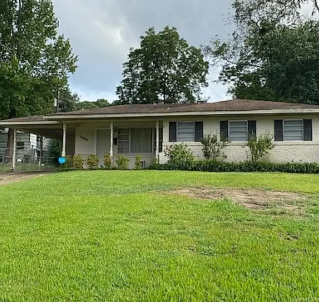 1305 W 8th Street, El Dorado