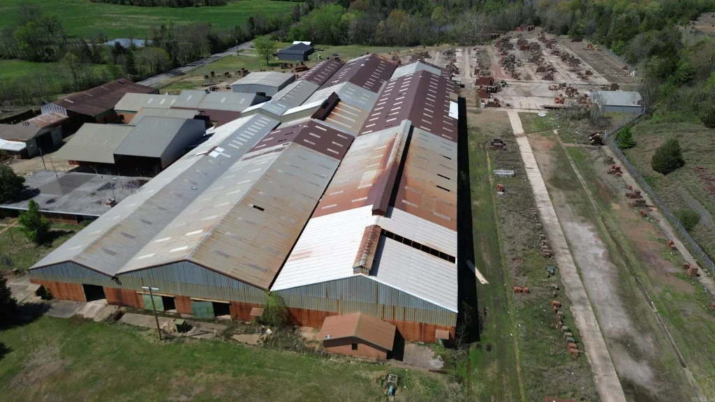 2015 Ar-123 Highway, Clarksville