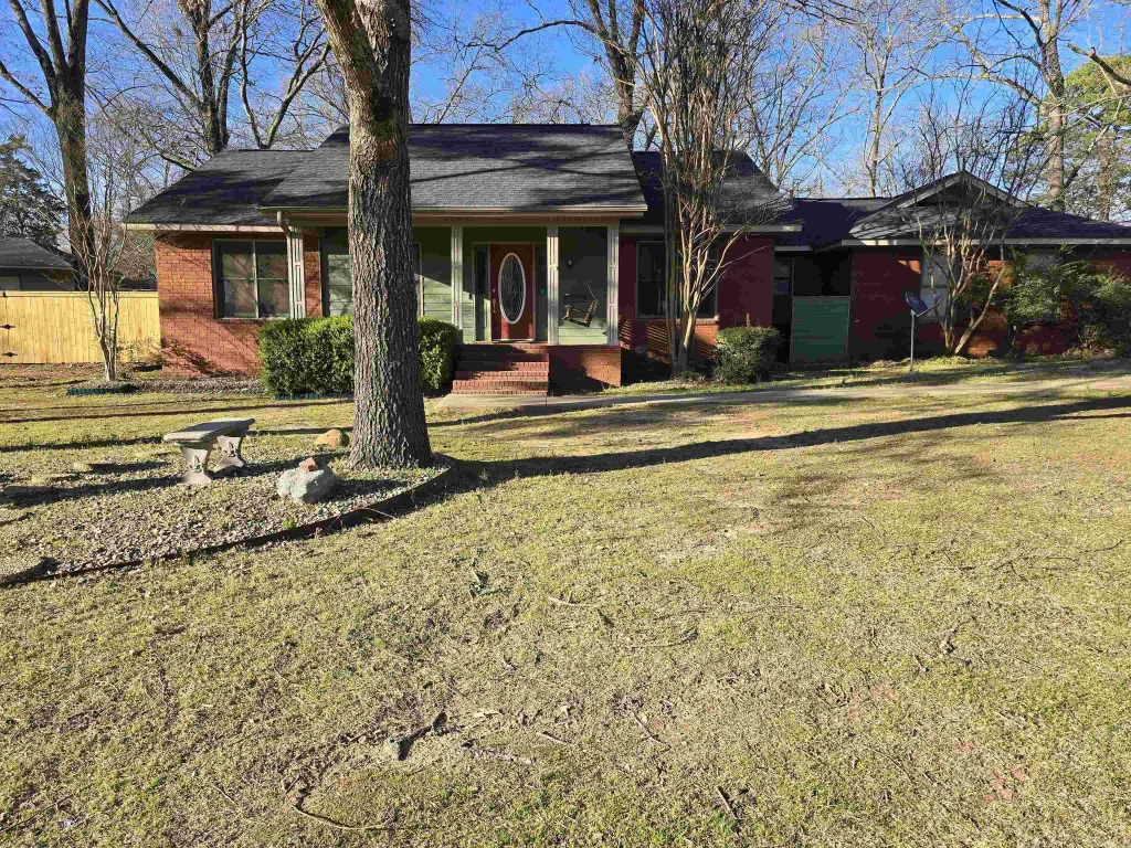 100 Clairmoor Court, Hot Springs