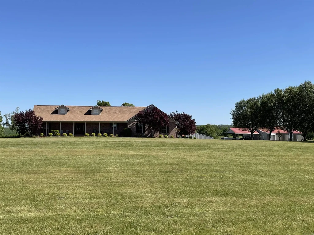 571 Honeysuckle Road, Bald Knob