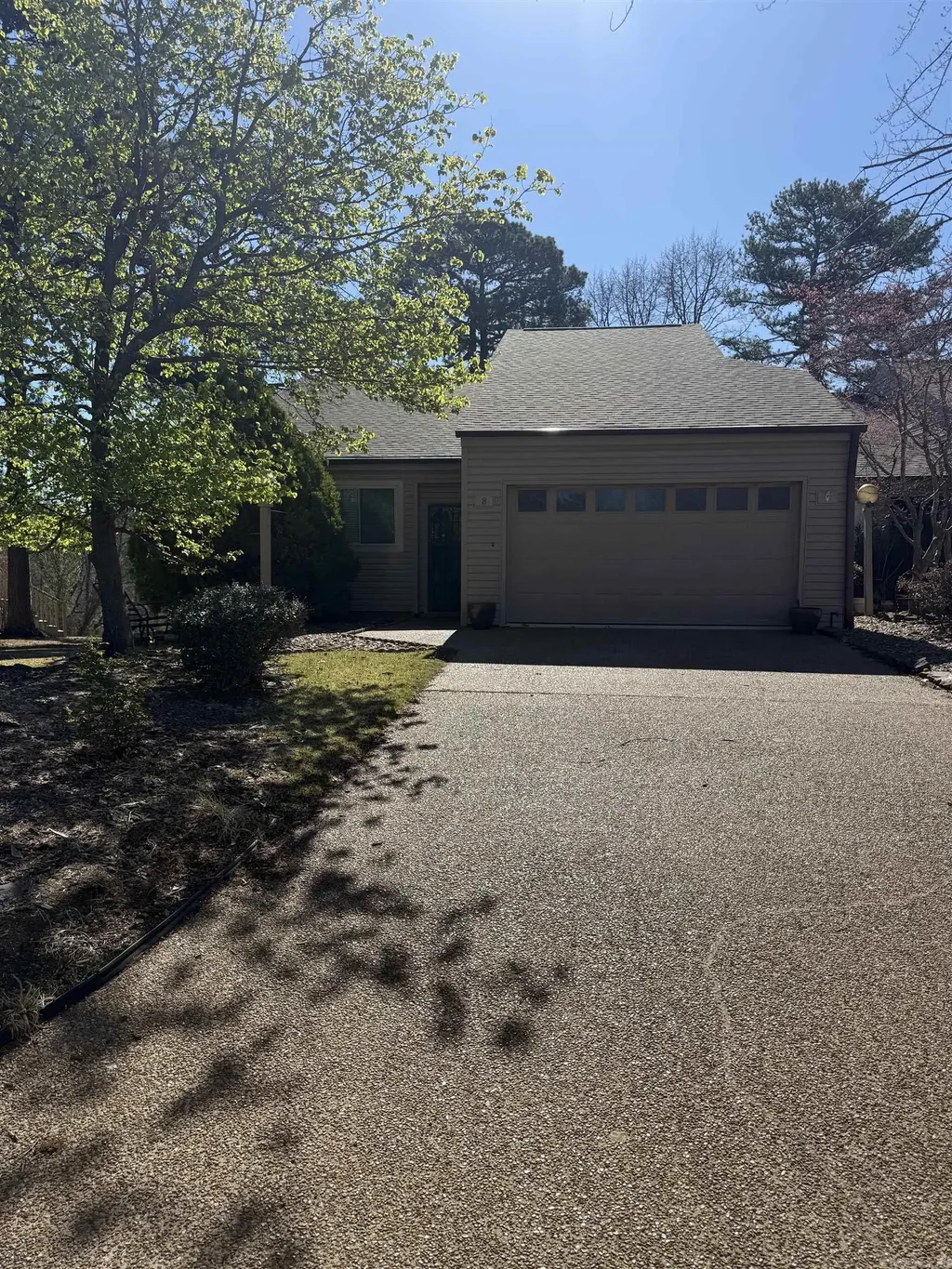 601 Woodlawn #8, Fairfield Bay