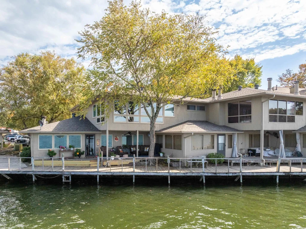 100 Bayou Point, Hot Springs