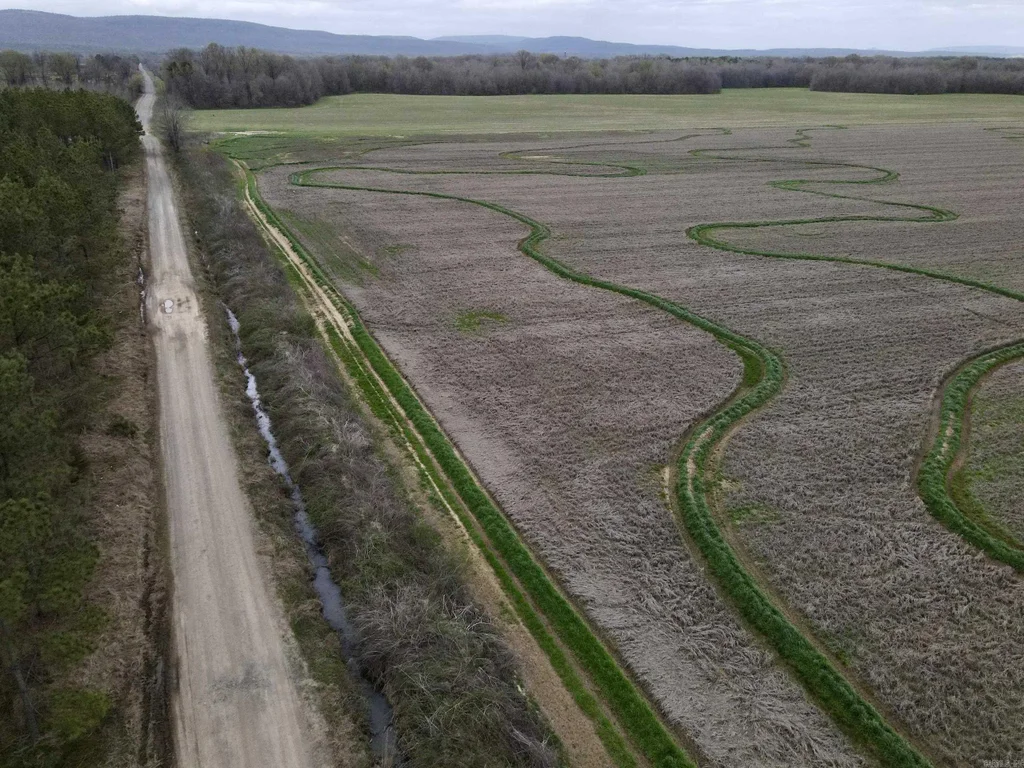 000 Walnut Ridge Road, Havana