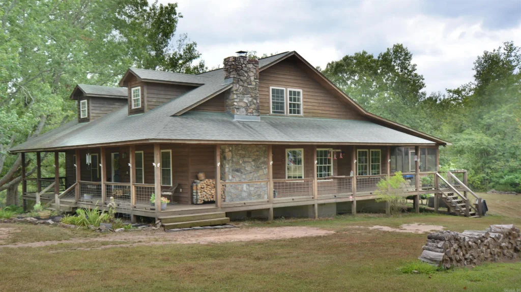 593 Fendley Road, Bismarck