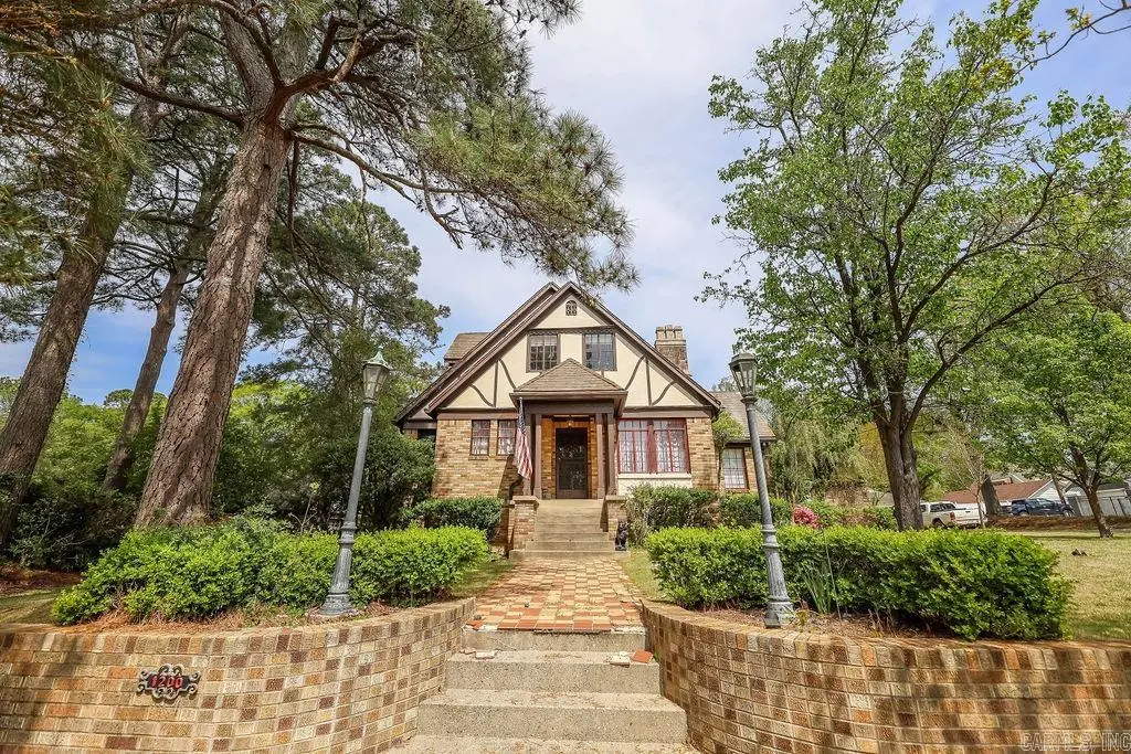 1200 W Main St, El Dorado