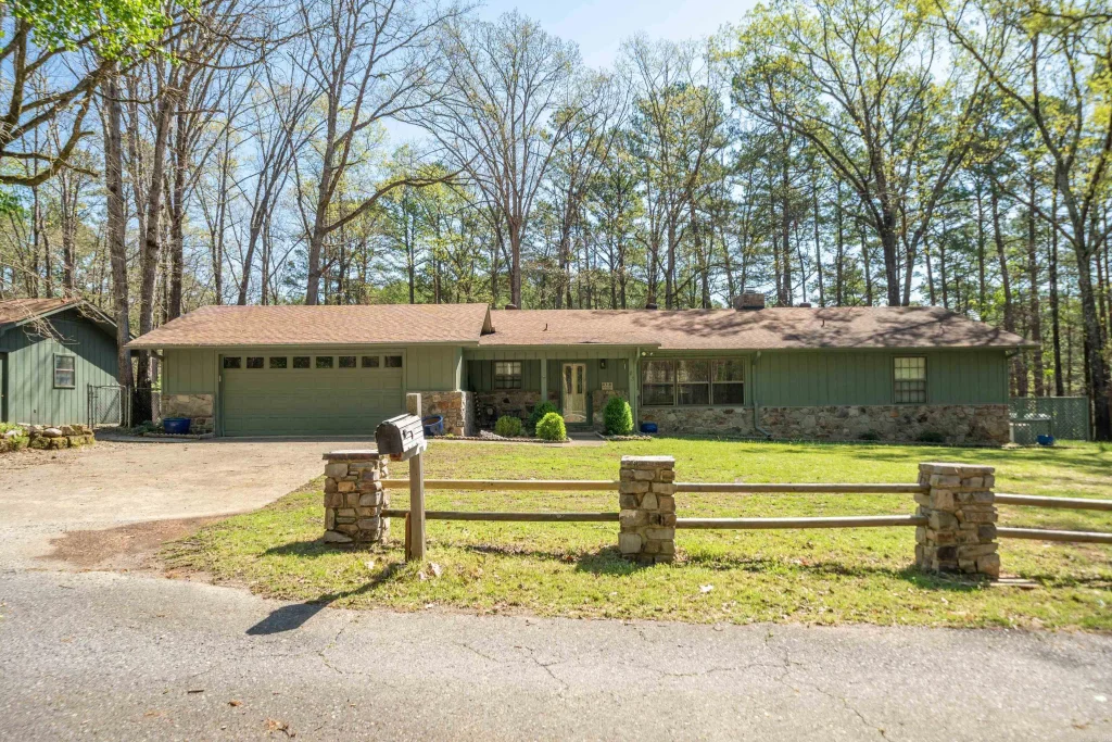 43 Memory Layne, Mount Ida