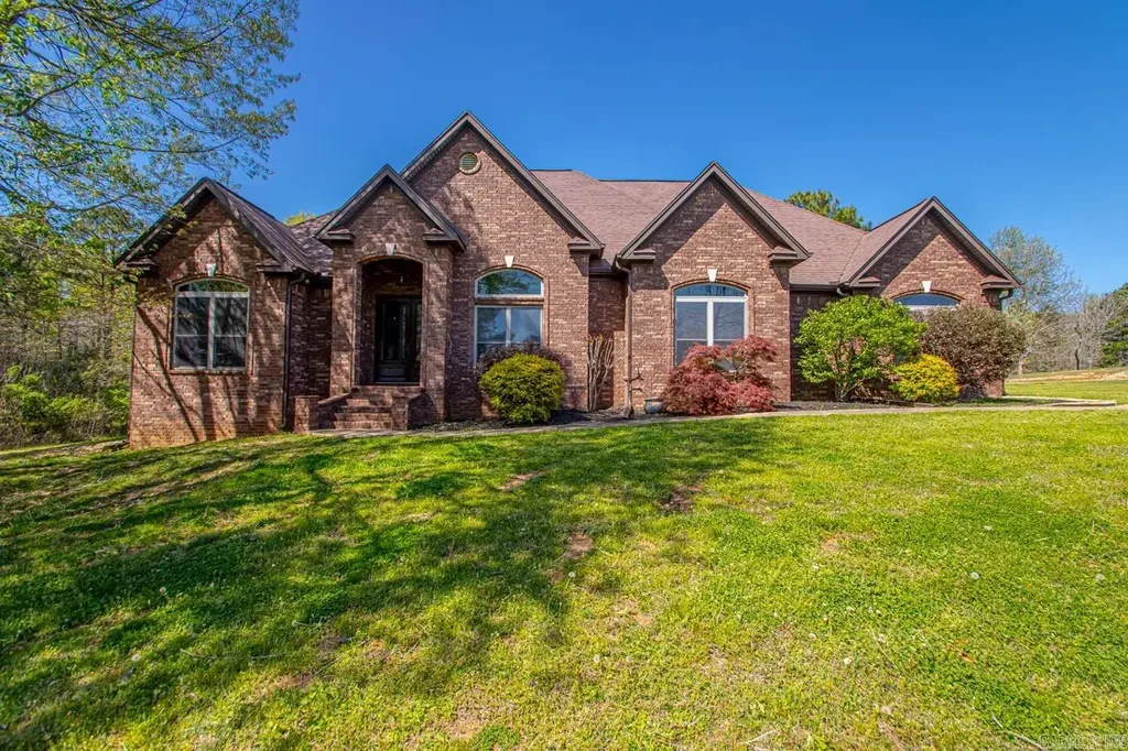522 Valley Hill Drive, Benton