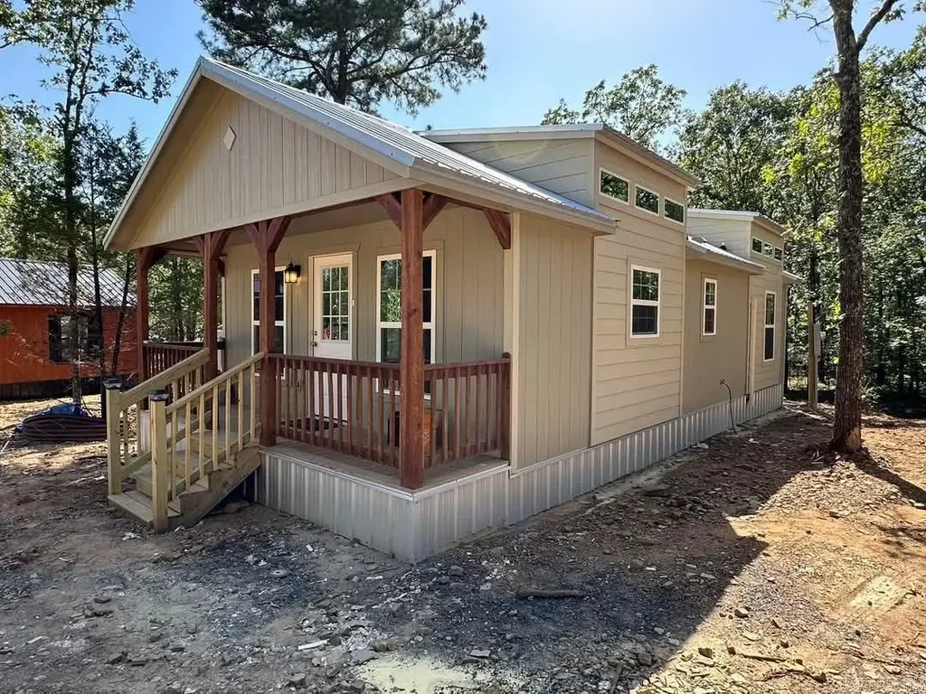 1902 E Republican Road, Cabot