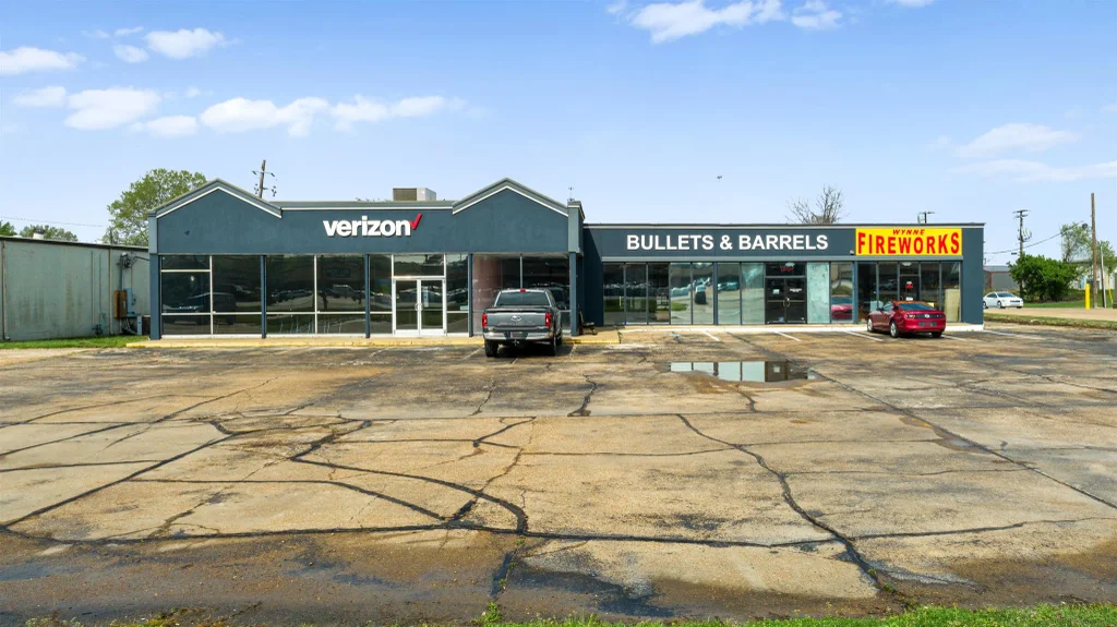 1811 & 1813 Falls Blvd, Wynne