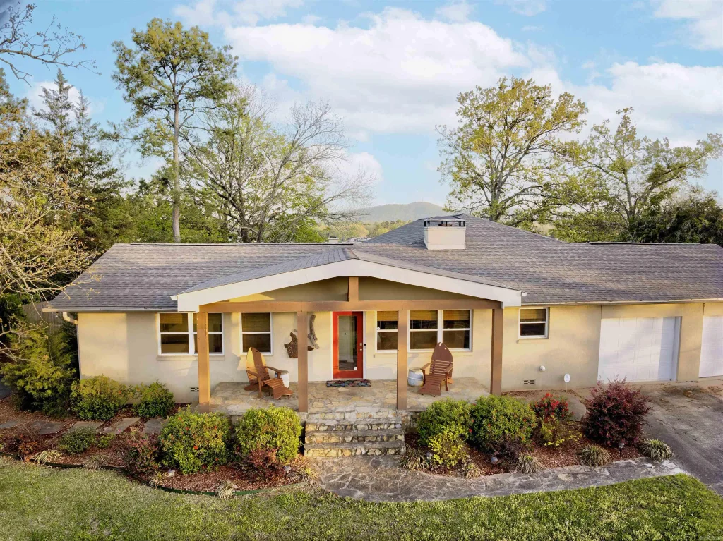 2325 Marion Anderson Road, Hot Springs