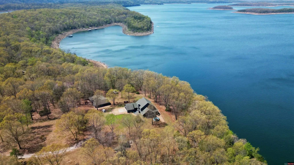 13534 Mc 8001, Yellville